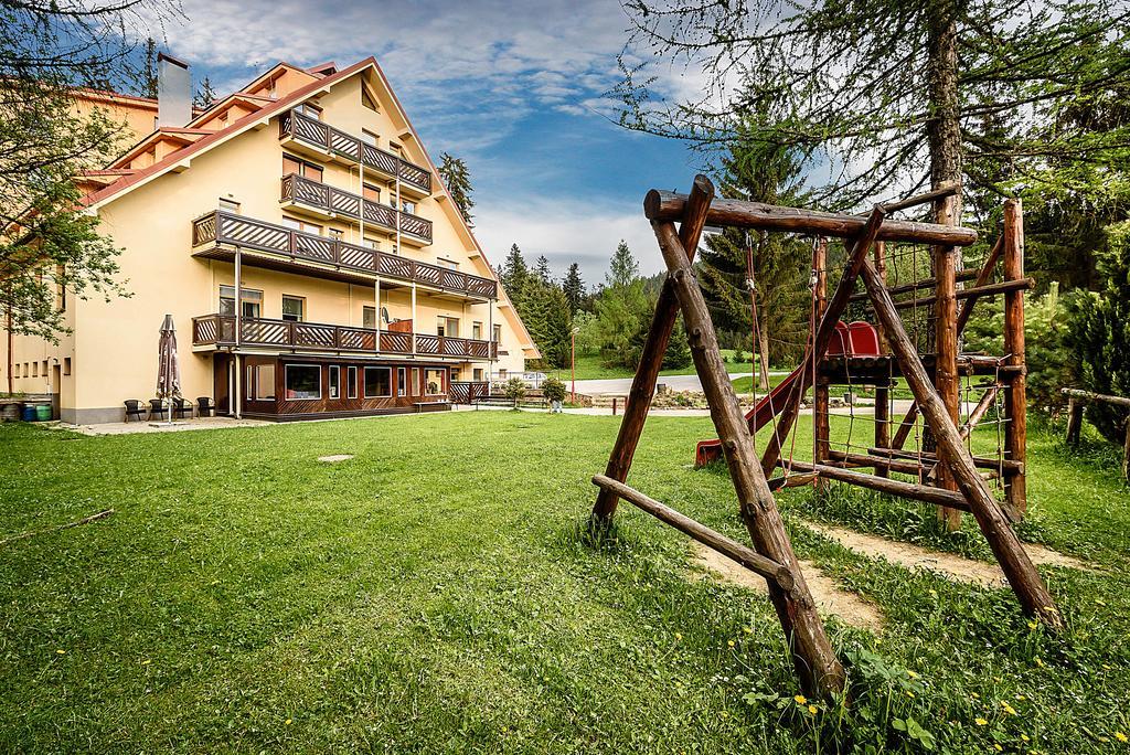 Apartmanovy Dom Spiezovec - Ap. 4 多纳瓦利 外观 照片